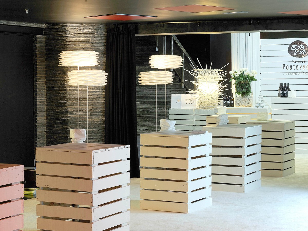 arturo-alvarez-lampa-podlogowa-aros-1.jpg ARTURO ALVAREZ lampa podłogowa AROS